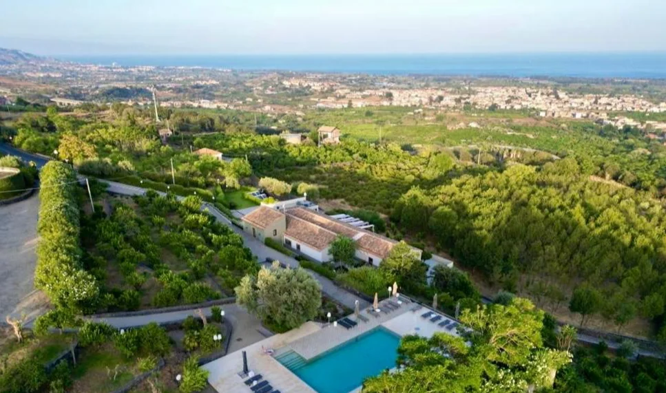 Tale Suite | overview